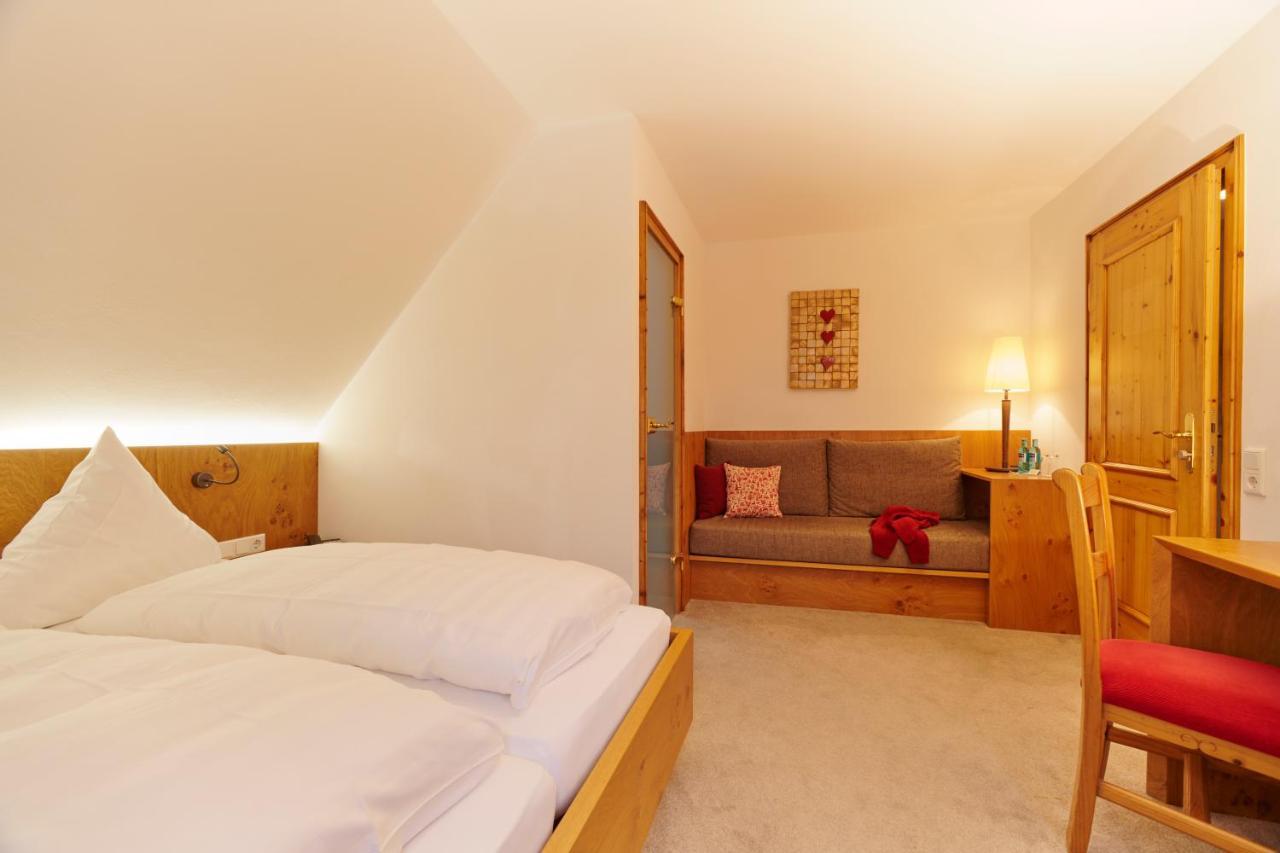 Hotel Waldhaus Foeckinghausen Bestwig Bagian luar foto