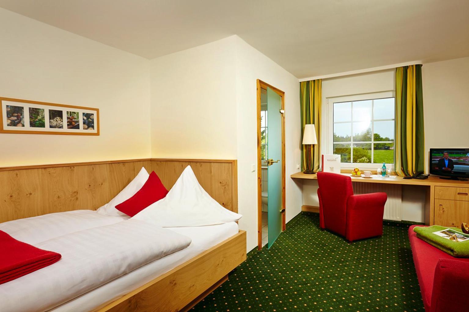 Hotel Waldhaus Foeckinghausen Bestwig Bagian luar foto